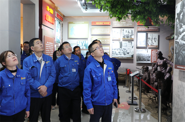參觀紅嫂文化博物館 牢記紅嫂精神薪火傳 ——管理、銷售支部開(kāi)展黨史學(xué)習(xí)教育主題黨日活動(dòng)
