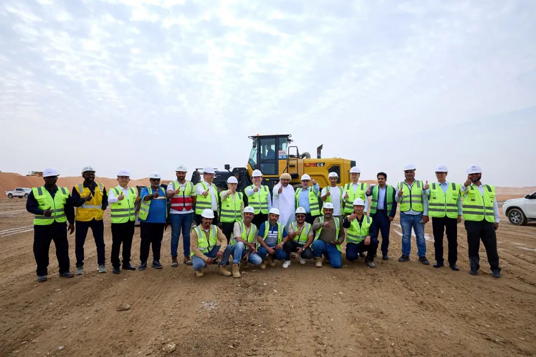 滿慎剛到阿聯(lián)酋調(diào)研：發(fā)揮迪拜橋頭堡作用、加速中東當(dāng)?shù)鼗季? class=